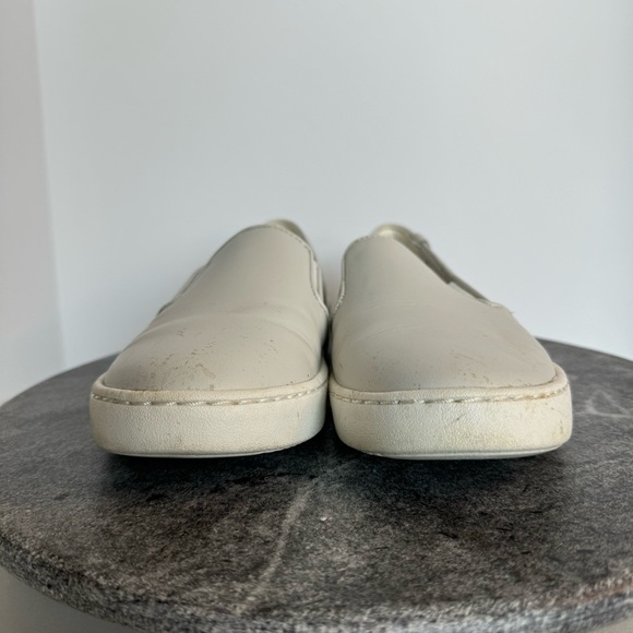 Vionic Avery White Leather Slip On Sneakers Shoes 6 - Picture 3 of 12